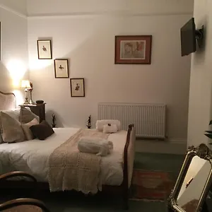 4* Bed & Breakfast Nottingham Lodge